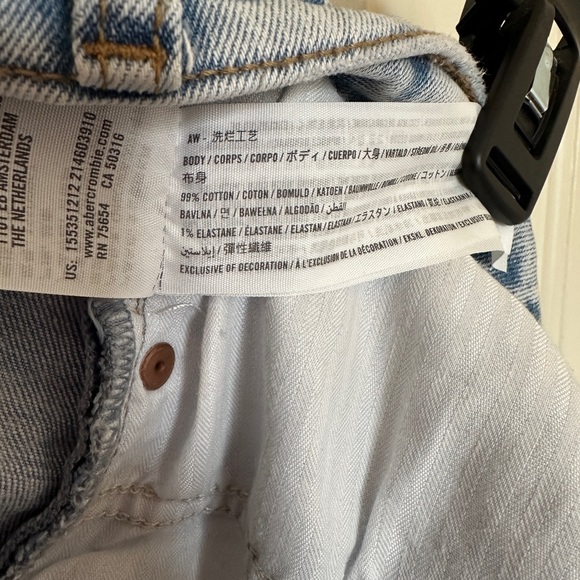 Abercrombie & Fitch The 90s Slim Straight Ultra High Rise Jeans - Picture 6 of 6